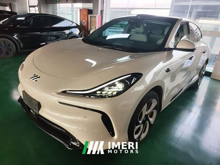 IM Motors Zhiji LS6 Max Ultra High Performance Edition - автомобиль из Китая