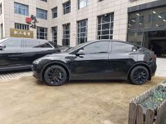 Tesla Model Y Standard Range RWD - ფოტო 3