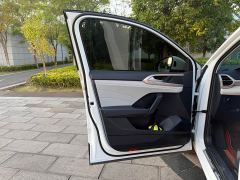 Volkswagen Touareg 300TSI Two-Wheel Drive Moonlight Edition - фото 10