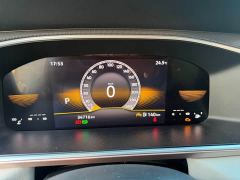 Volkswagen Touareg 300TSI Two-Wheel Drive Moonlight Edition - фото 14