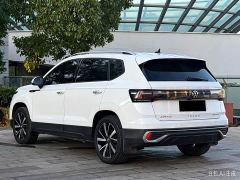 Volkswagen Touareg 300TSI Two-Wheel Drive Moonlight Edition - фото 6