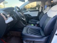 Volkswagen Touareg 300TSI Two-Wheel Drive Moonlight Edition - фото 7