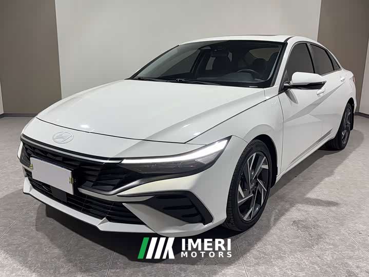 Hyundai Elantra 1.5L CVT Luxury - автомобиль из Китая