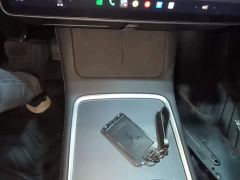 Tesla Model Y Standard Range RWD - ფოტო 13