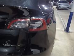 Tesla Model Y Standard Range RWD - ფოტო 7