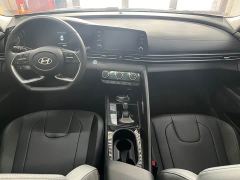 Hyundai Elantra 1.5L CVT GLX Elite - ფოტო 9