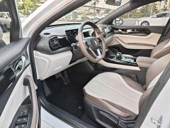 BYD Qin PLUS Glory Edition DM-i 55KM Leading - photo 16