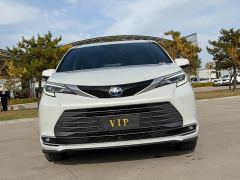 Toyota Sienna 2.5L Hybrid Premium Edition - photo 5