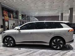 Dongfeng eπ008 210Max Extended Range 6-Seater - фото 4