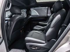 Dongfeng eπ008 210Max Extended Range 6-Seater - фото 7