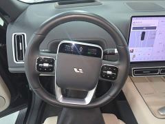 Li Auto L8 Ultra Smart Refresh Edition - ფოტო 10