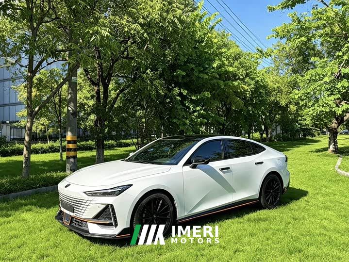 Changan UNI-V 1.5T Sport Edition - car from China