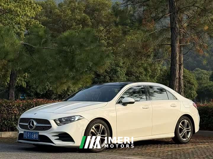 Mercedes-Benz A-Class Facelift A 180 L Sport Sedan - автомобиль из Китая