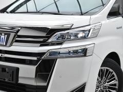Toyota Vellfire Dual Motor 2.5L HV Premium Edition - фото 5