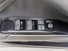 Toyota Camry 2.5G Luxury - photo 9