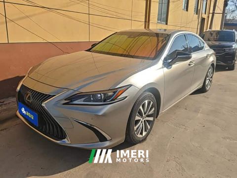 2021 Lexus ES 200 Premium Edition - автомобиль из Китая