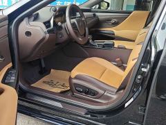 Lexus ES 300h Excellence - ფოტო 10