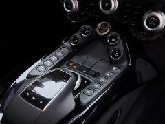 Aston Martin V8 Vantage 4.0T V8 Coupe - ფოტო 19