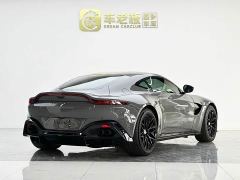 Aston Martin V8 Vantage 4.0T V8 Coupe - ფოტო 4