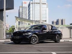 BMW 3 Series 330Li xDrive M Sport Night Edition Package - фото 1