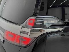 Toyota Vellfire Crown Hybrid 2.5L HV Luxury Edition - photo 4