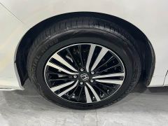 Honda Odyssey 2.0L Sharp Premium Edition - ფოტო 12