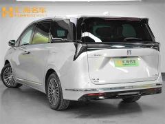 Buick GL8 New Energy Luzun Respect Edition 7-Seater - фото 4