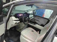 Buick GL8 New Energy Luzun Respect Edition 7-Seater - фото 7