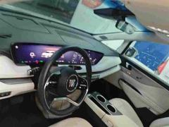 Buick GL8 New Energy Luzun Respect Edition 7-Seater - фото 9