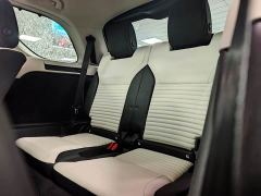 Land Rover Discovery 360PS R-Dynamic SE - photo 8