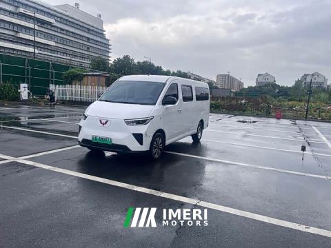 2024 Wuling Yangguang 300km Comfort Passenger Van 75kW - автомобиль из Китая