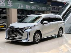 Toyota Gravia 2.5L Hybrid Comfort Edition - фото 1