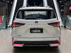 Toyota Gravia 2.5L Hybrid Comfort Edition - фото 16