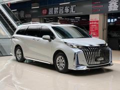 Toyota Gravia 2.5L Hybrid Comfort Edition - фото 3