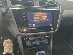 Volkswagen Tiguan L 330TSI Automatic FWD Smart Luxury National VI - фото 12