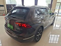 Volkswagen Tiguan L 330TSI Automatic FWD Smart Luxury National VI - фото 6