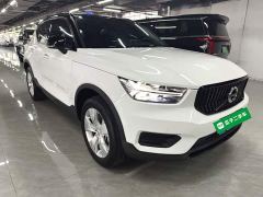 Volvo XC40 T4 AWD Smart Fashion Edition - фото 3