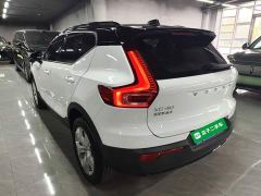 Volvo XC40 T4 AWD Smart Fashion Edition - фото 4
