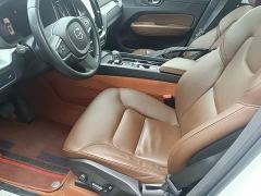 Volvo XC60 B5 AWD Smart Luxury Edition - ფოტო 14