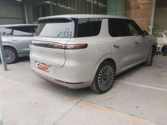 IM Motors Zhiji LS8 66 Ultra Luxury Six-Seater - фото 2