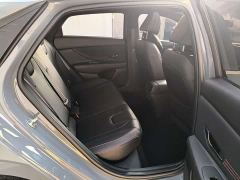 Hyundai Elantra 240TGDi DCT LUX Luxury Edition - photo 11