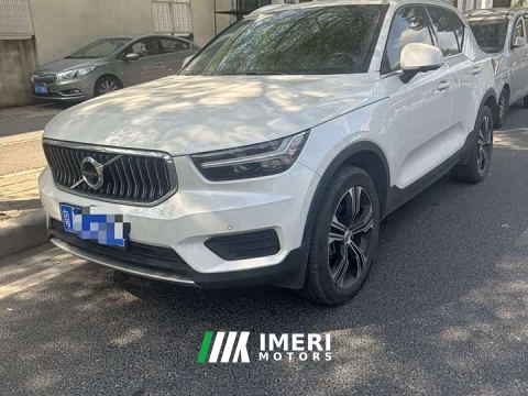 2022 Volvo XC40 T4 AWD Smart Remote Luxury Edition - ავტომობილი ჩინეთიდან