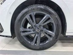 Volkswagen Golf 280TSI DSG R-Line - фото 6