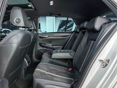 Volkswagen Golf 280TSI DSG R-Line - фото 9