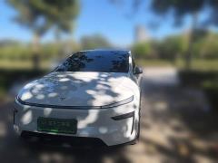 Tesla Model Y Rear-Wheel Drive - ფოტო 1