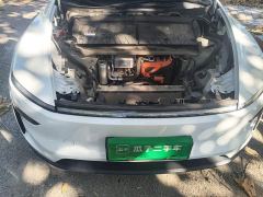 Tesla Model Y Rear-Wheel Drive - ფოტო 10