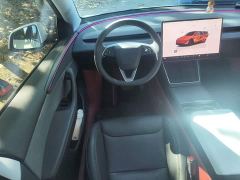 Tesla Model Y Rear-Wheel Drive - ფოტო 2