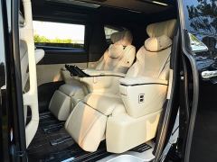 Toyota Alphard Hybrid 2.5L Premium Edition - ფოტო 19