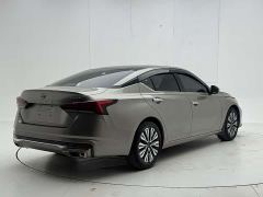 Nissan Teana 2.0L XL-Upr Comfort Edition - photo 4