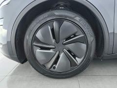 Tesla Model Y Long Range All-Wheel Drive Launch Edition - ფოტო 17